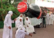 Cola-Werbung in Dubai: Die Arabien-Zentrale auf einen anderen Kontinent verschoben
